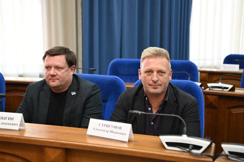 На фото слева направо: Виталий Перелыгин, Александр Стригунов